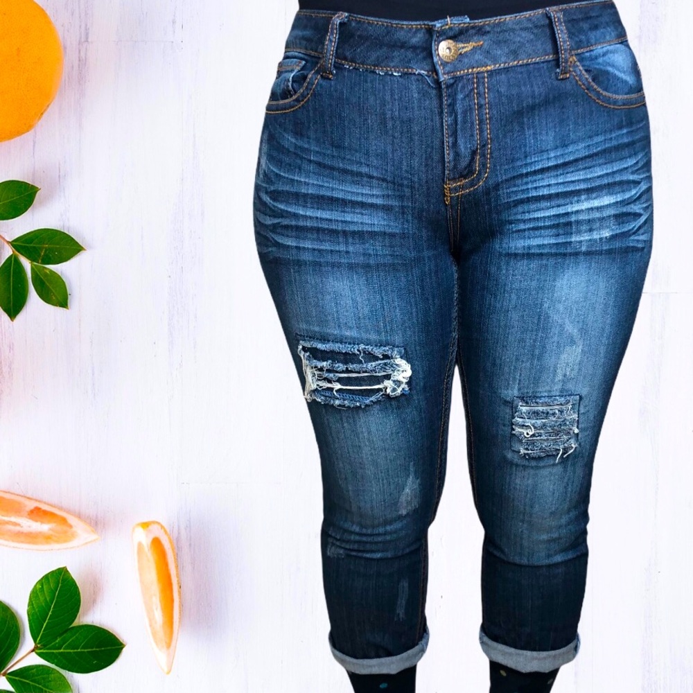 Distressed Denim Capri’s